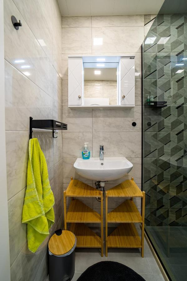 Apartamento Sky Academic Varna Exterior foto