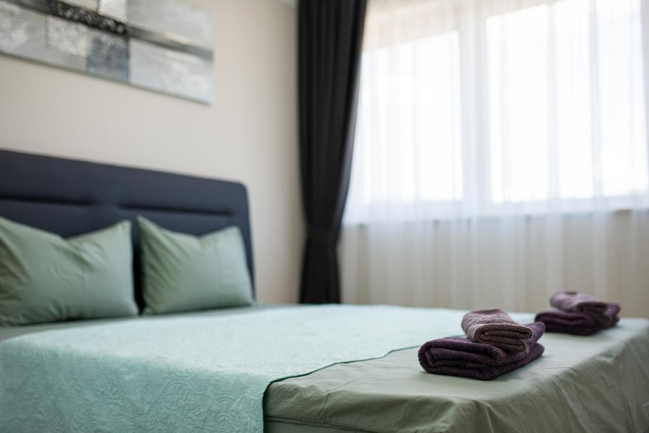 Apartamento Sky Academic Varna Exterior foto
