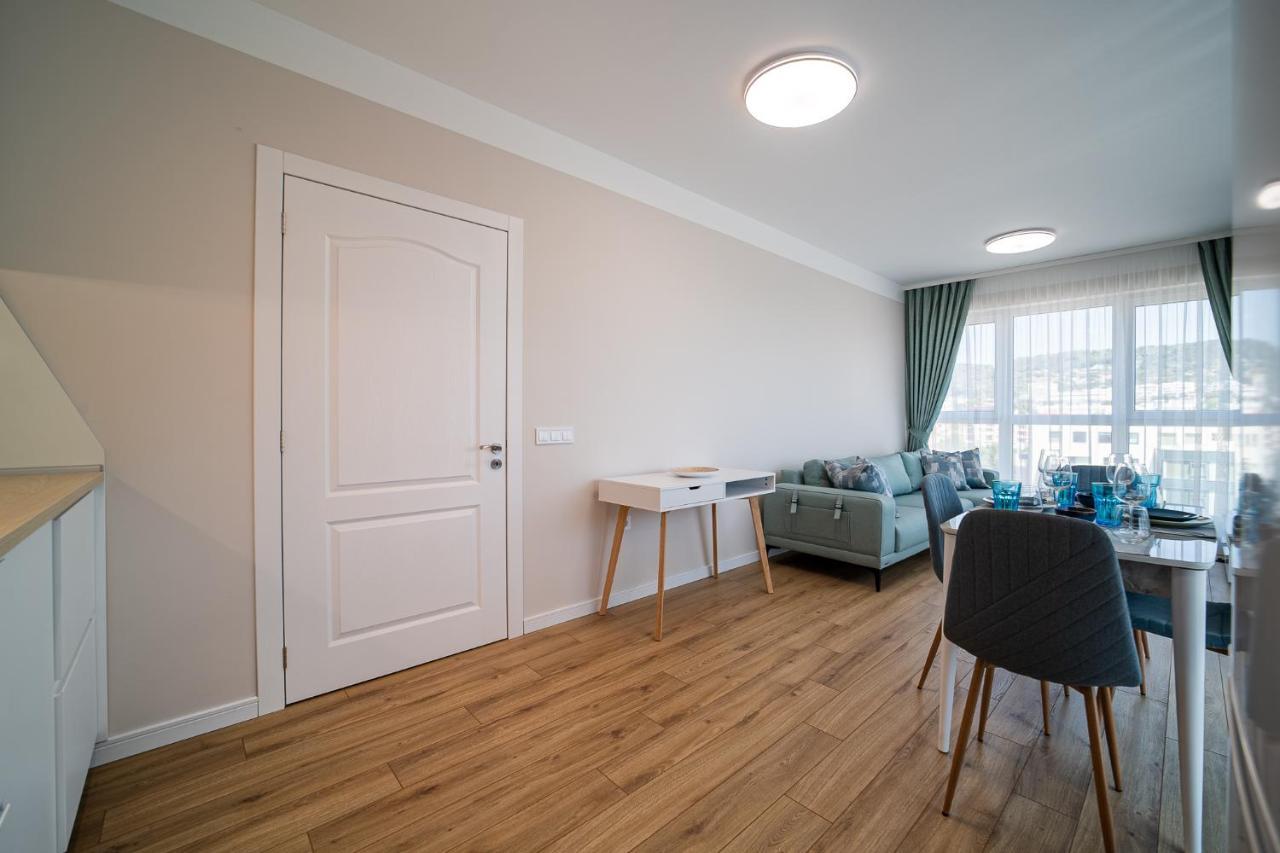 Apartamento Sky Academic Varna Exterior foto