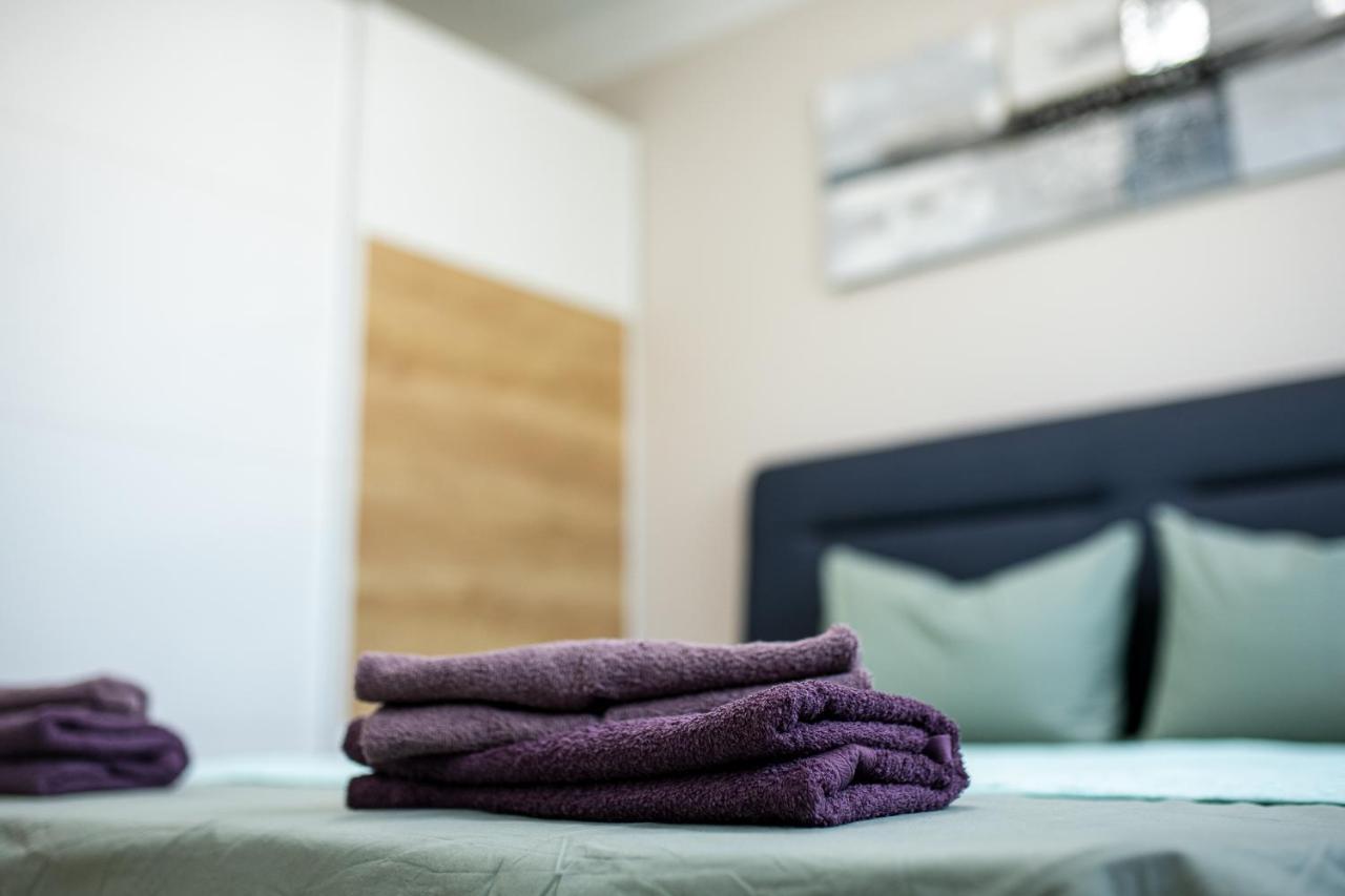 Apartamento Sky Academic Varna Exterior foto
